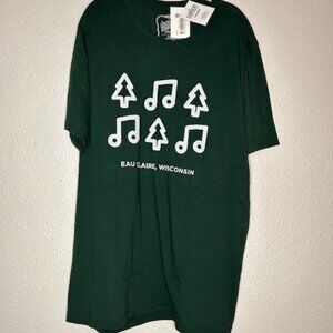 Eau Claire, Wisconsin T-shirt Size XXL